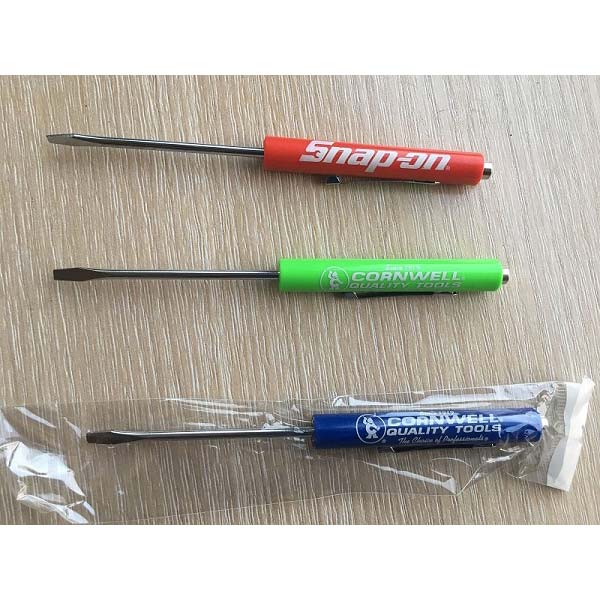 Promotional pen pocket screwdriver with reversible blade with magnet